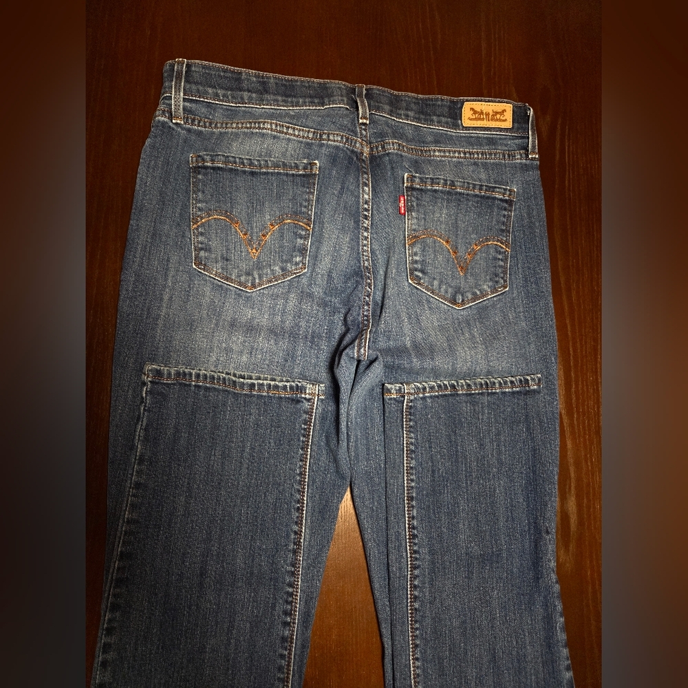 Levis 525 Red Tab Perfect Waist Straight Leg 31 X 32